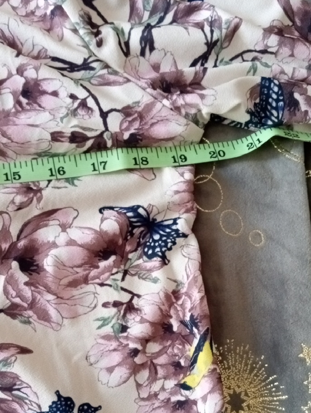 H&M Floral Long-Sleeve Blouse Ivory with Birds, Flowers & Butterflies Size XS - Picture 9 of 11